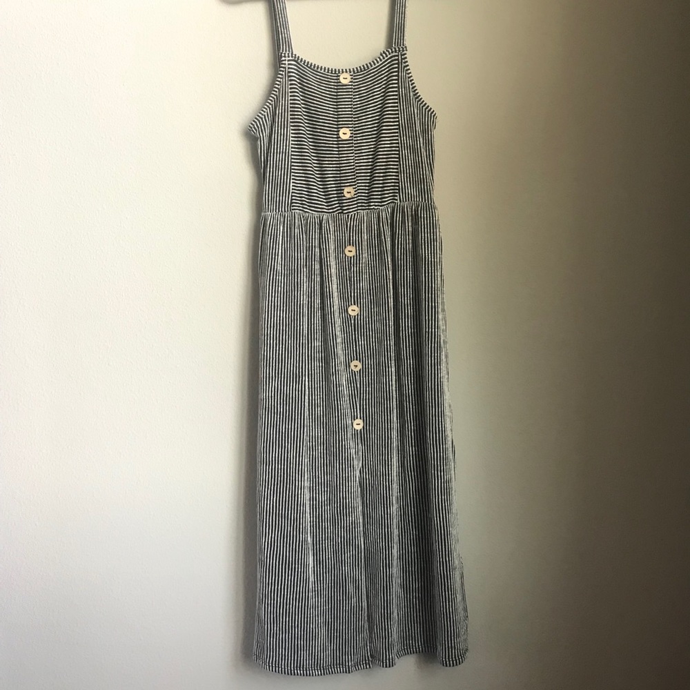 🖤Black & white stripped dress🖤